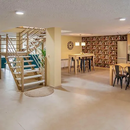 Casa Gomaris * Zas