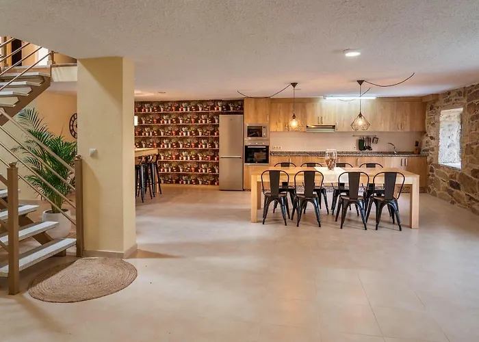 Casa Gomaris בית נופש